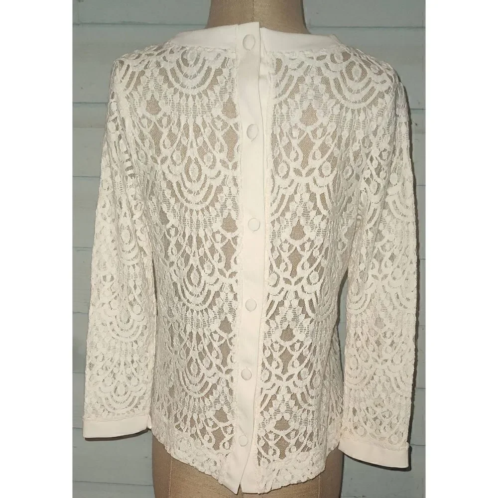 Banana Republic Button Up Back Top Women's MEDIUM Cream Lace Long Sleeve Poly Bl